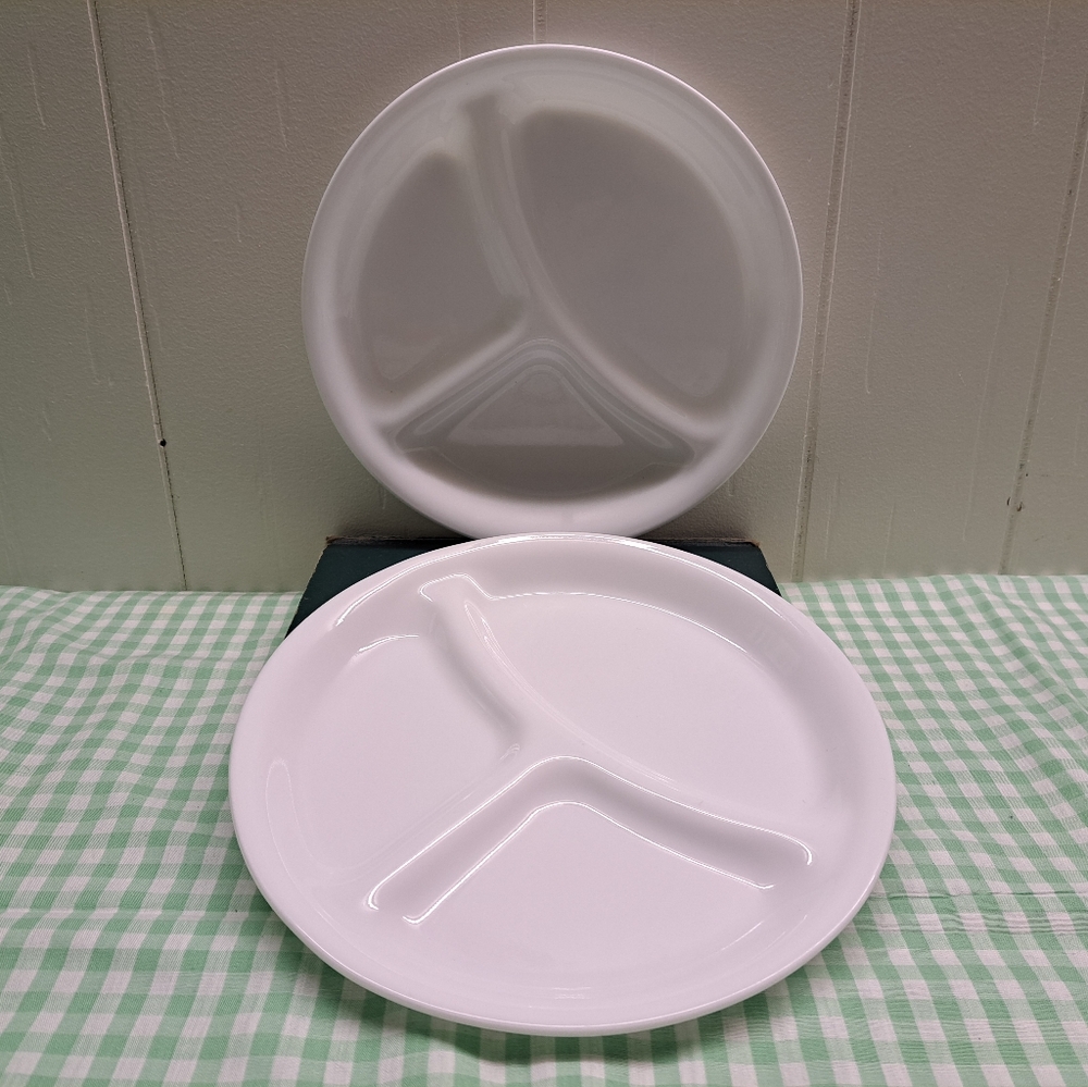 Set Of 2 Corelle Divided Lunch Plates